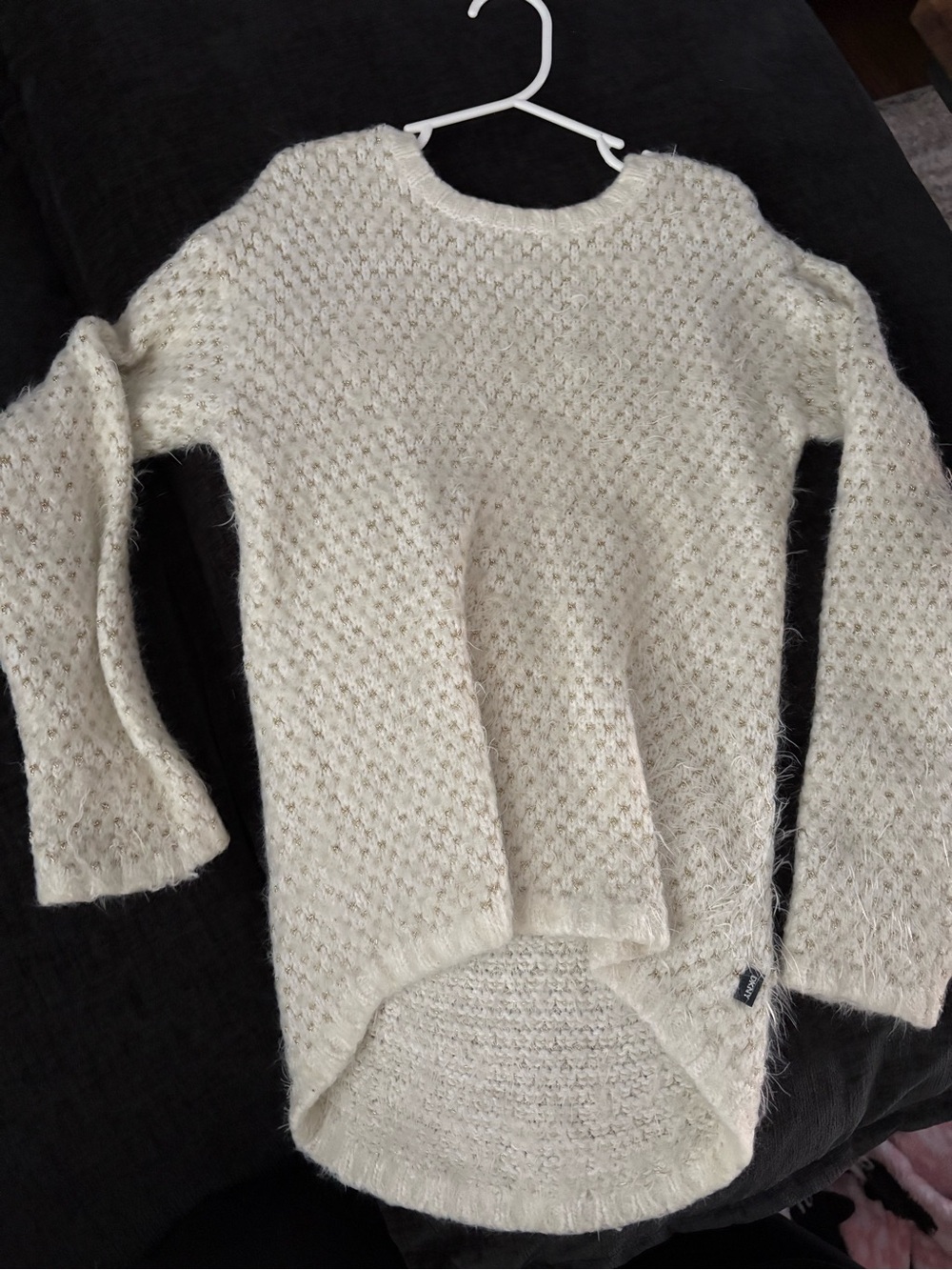 Cozy Cream Textured girl’s Sweater
